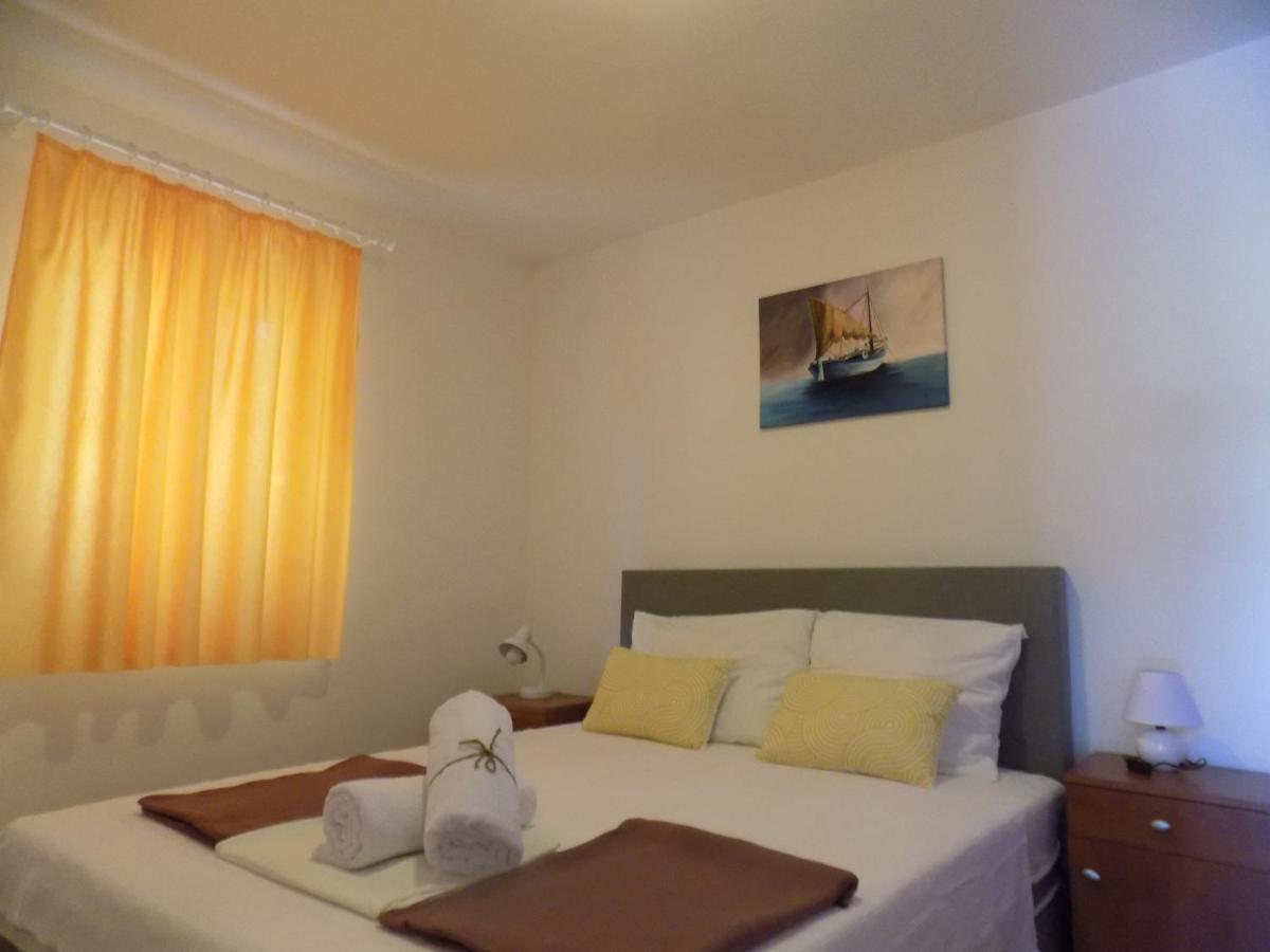 Apartmani Galic マスレニツァ エクステリア 写真